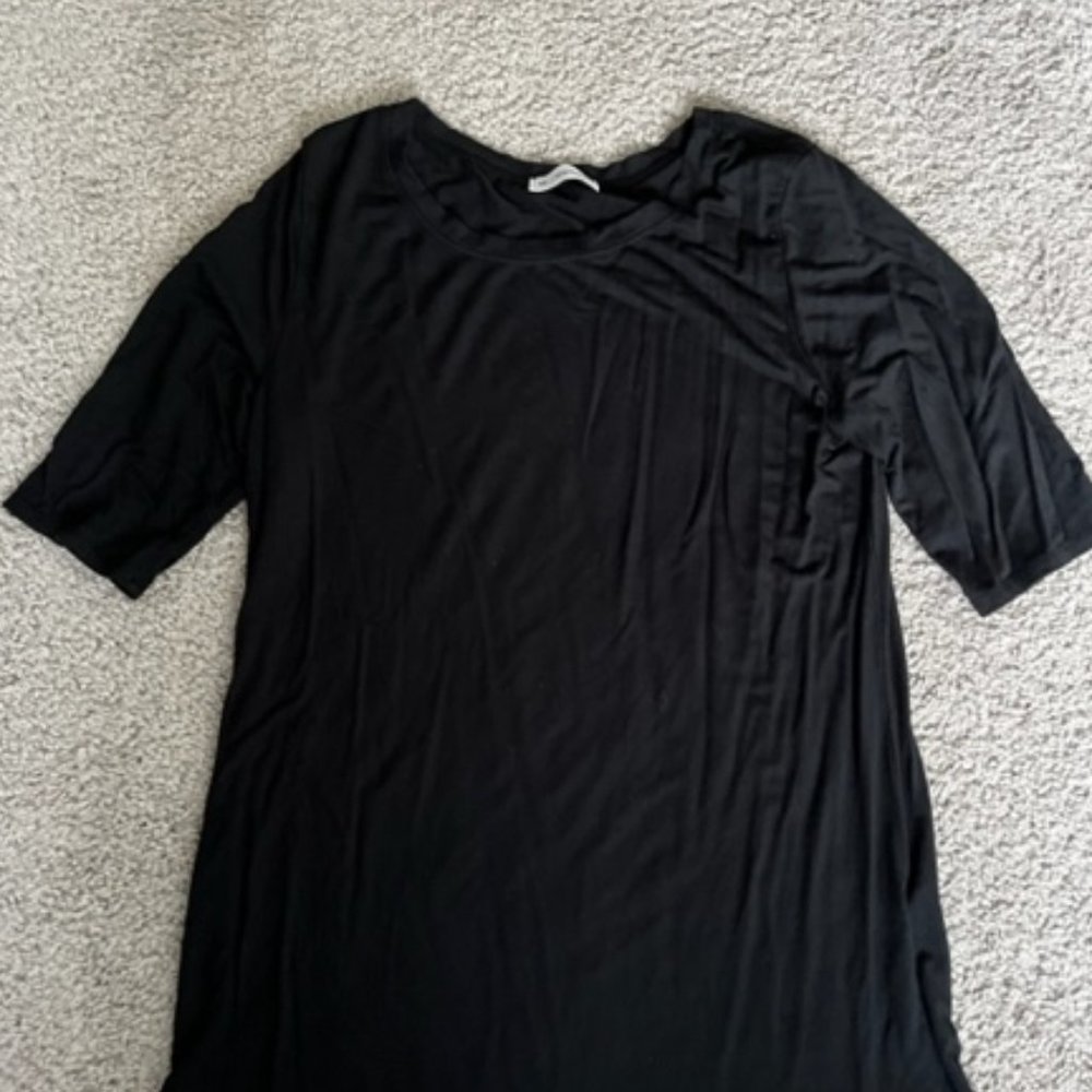Black Three Quarter Sleeve Shirt